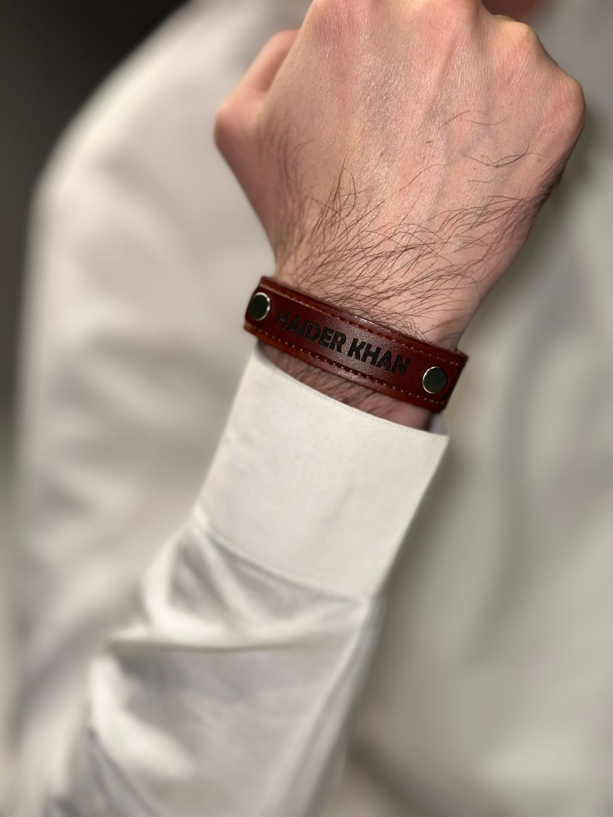 EXCLUSIVE LEATHER BRACELET